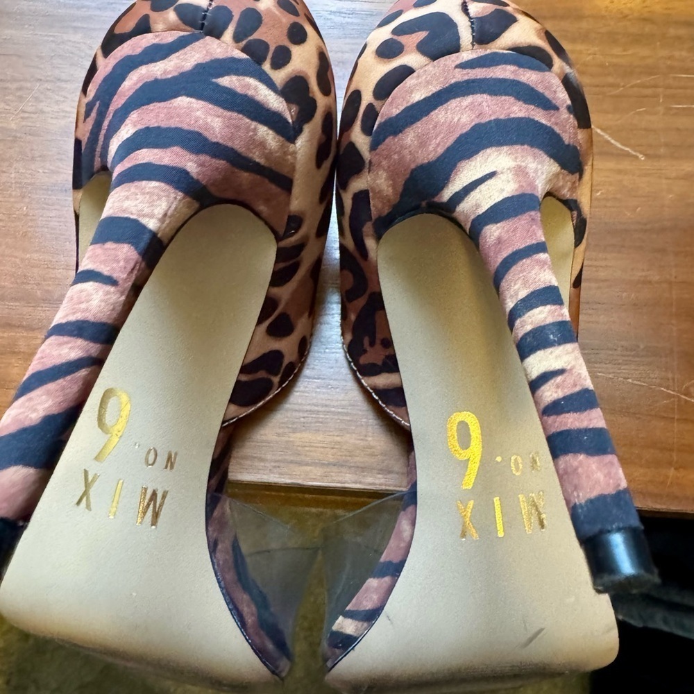 Mix No. 6 Black and Leopard Print Women's Heels Sz 6 - Picture 7 of 9